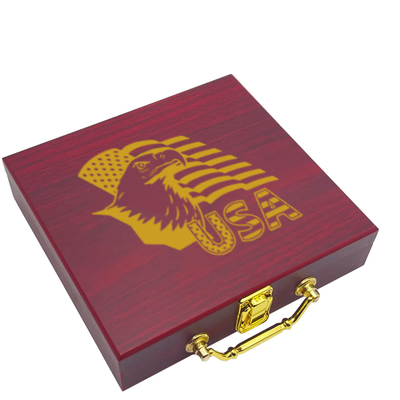 Birds Of Prey Flag Poker Gift Set